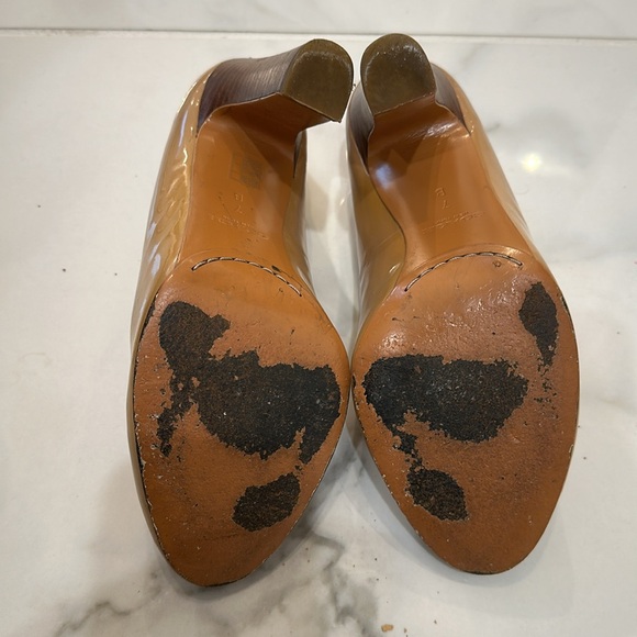 COACH nude tan patent leather pumps heels shoes - Picture 4 of 6